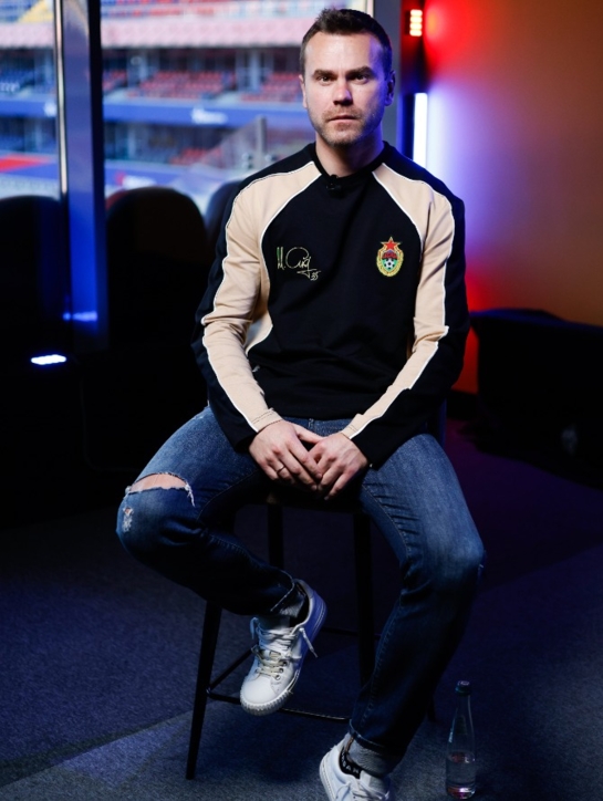 Лонгслив Легенда 35